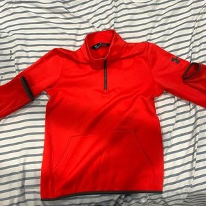 Youth extra large loose fleece from Under armor
